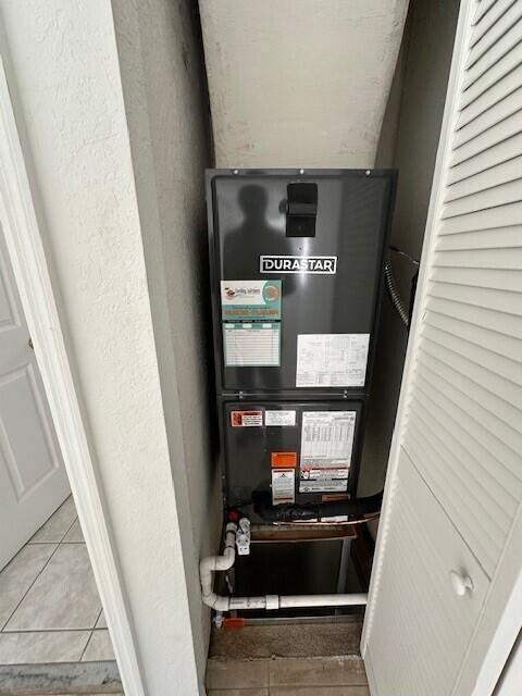 PINE HOLLOW ESTATES - Residential