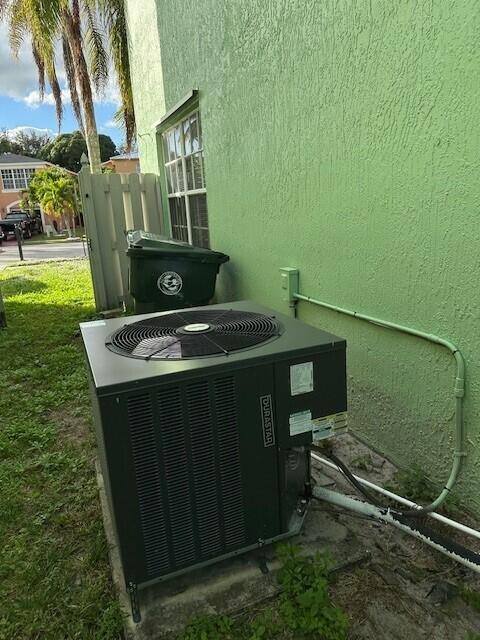 PINE HOLLOW ESTATES - Residential