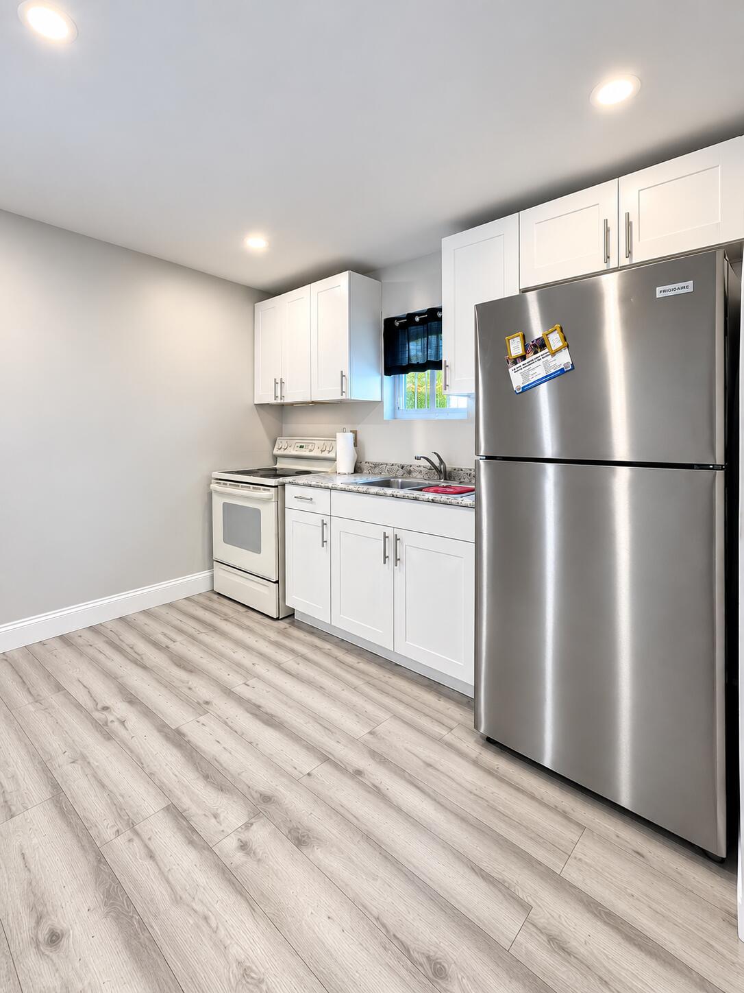 1028 18TH Street 0