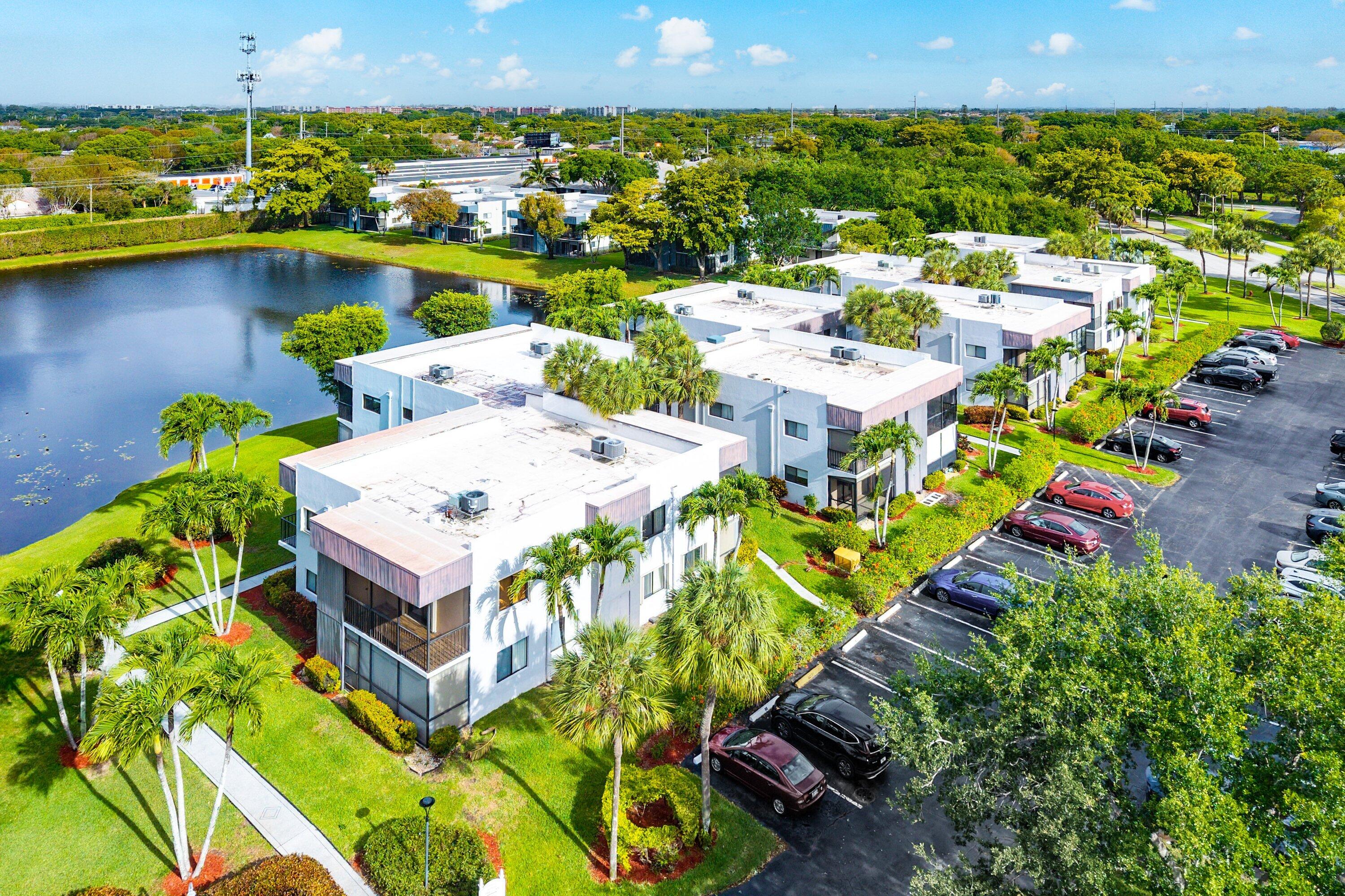 Lakes of Delray - Residential