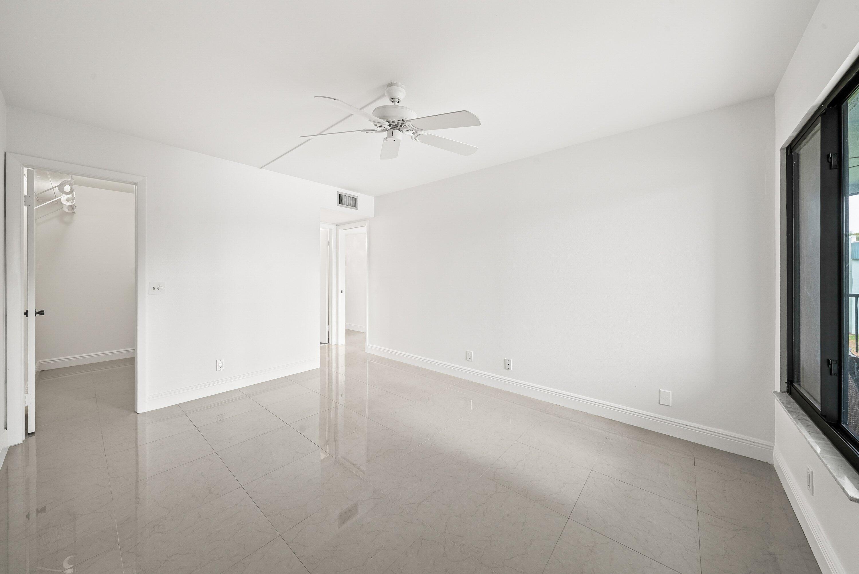 Lakes of Delray - Residential