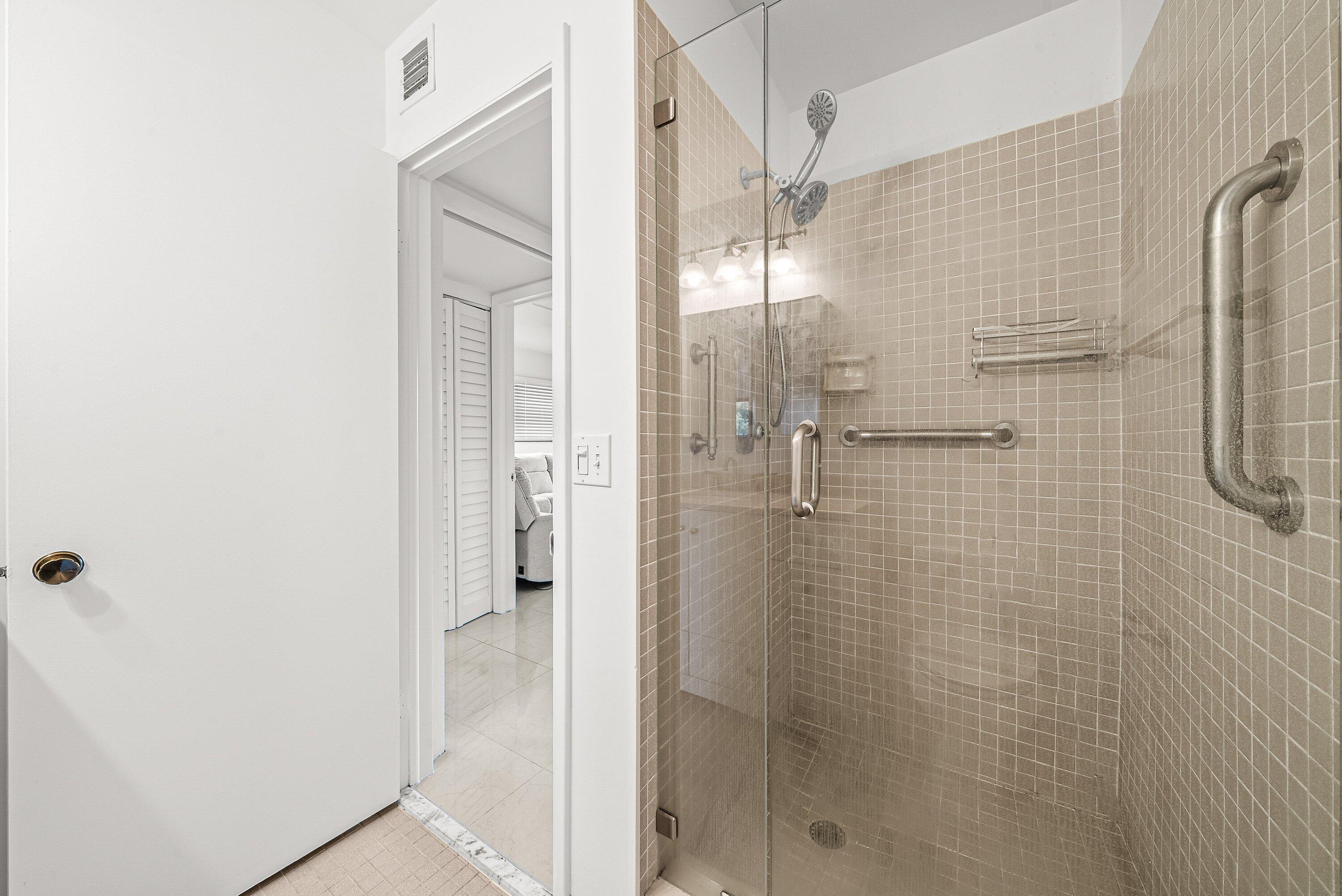 Lakes of Delray - Residential