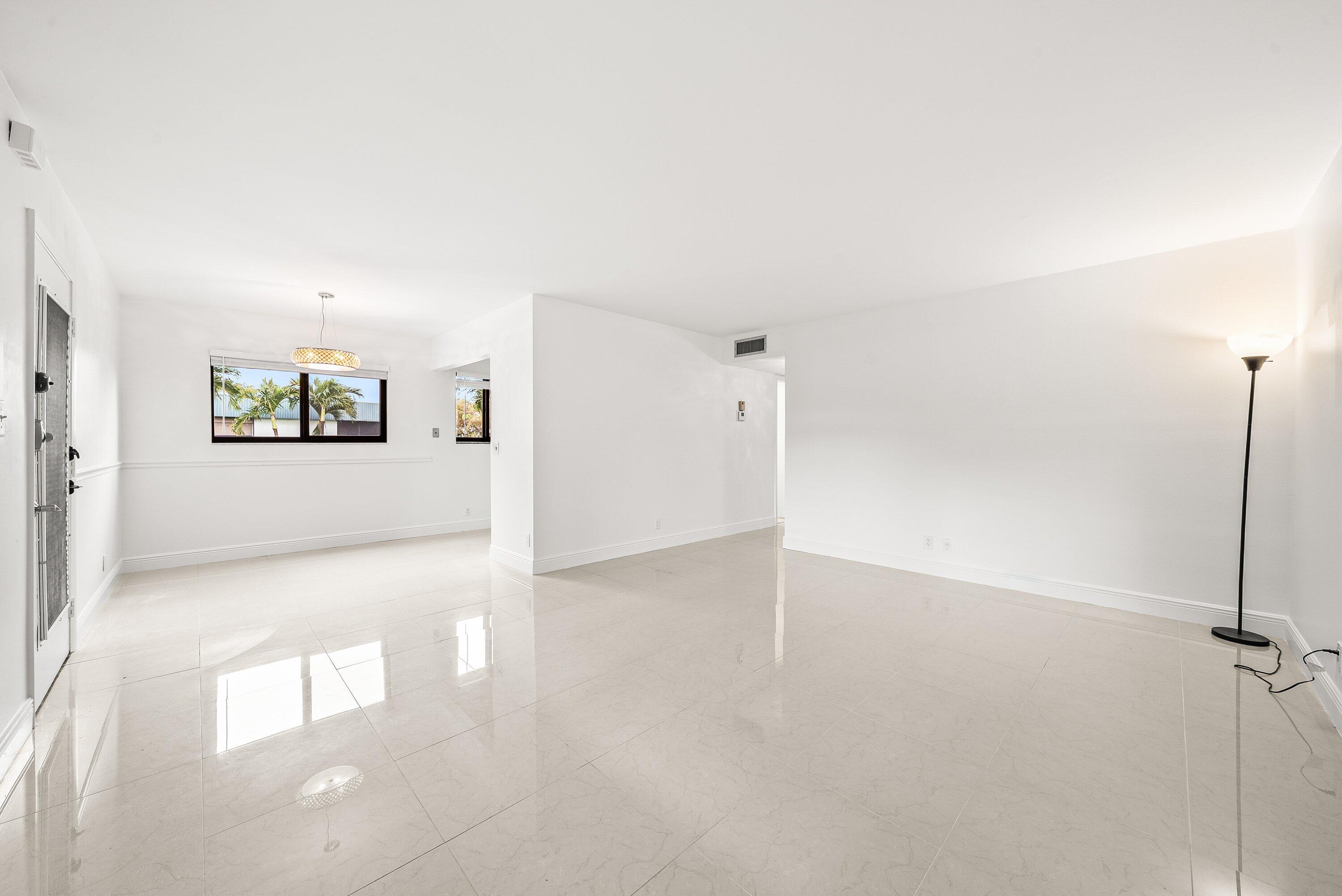 Lakes of Delray - Residential