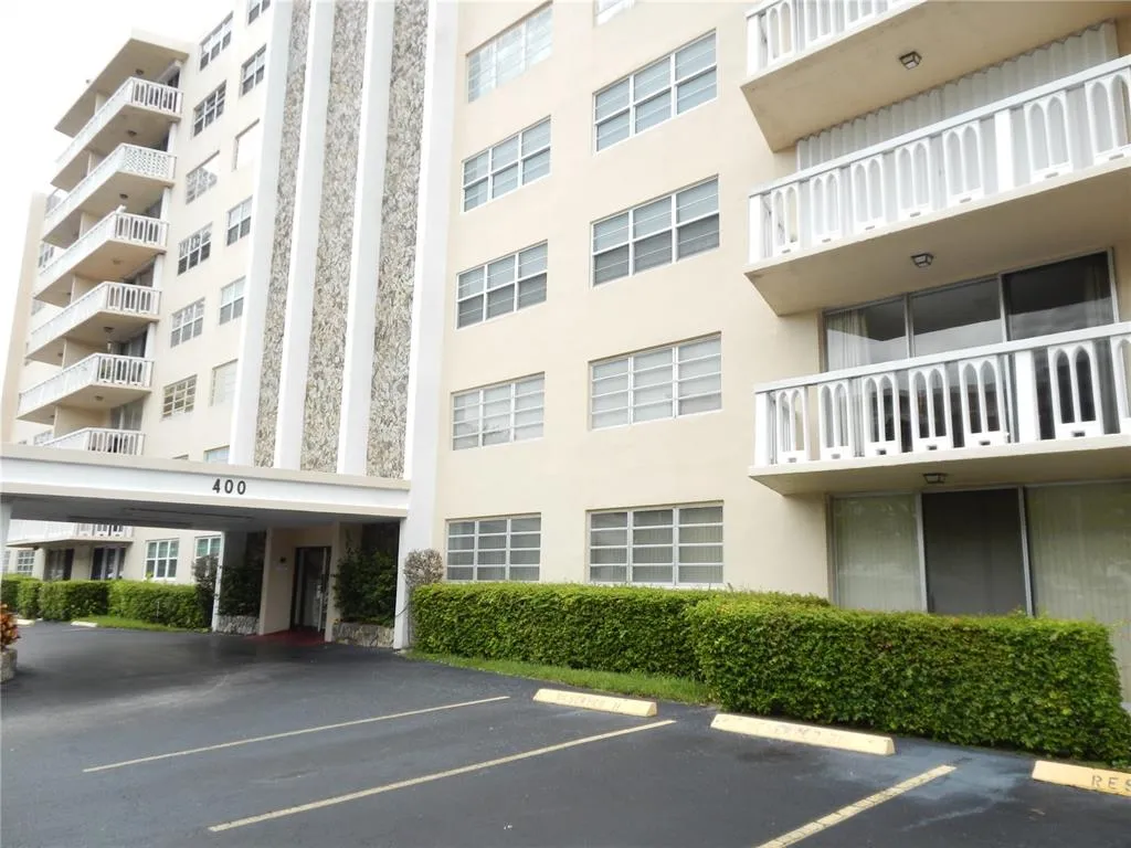 400 Ne 12th Ave Unit 106  