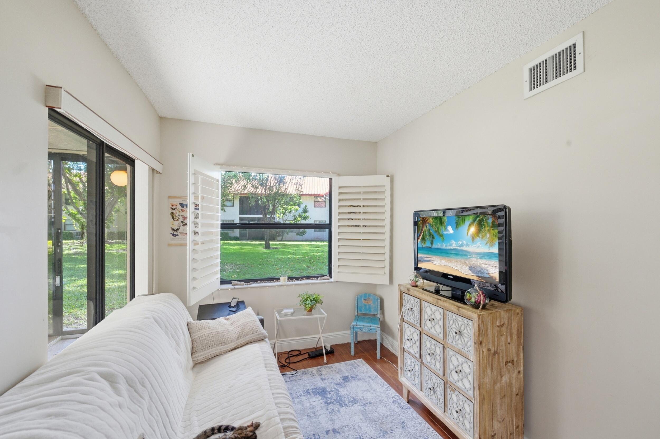 EMBASSY SQUARE CONDO - Residential