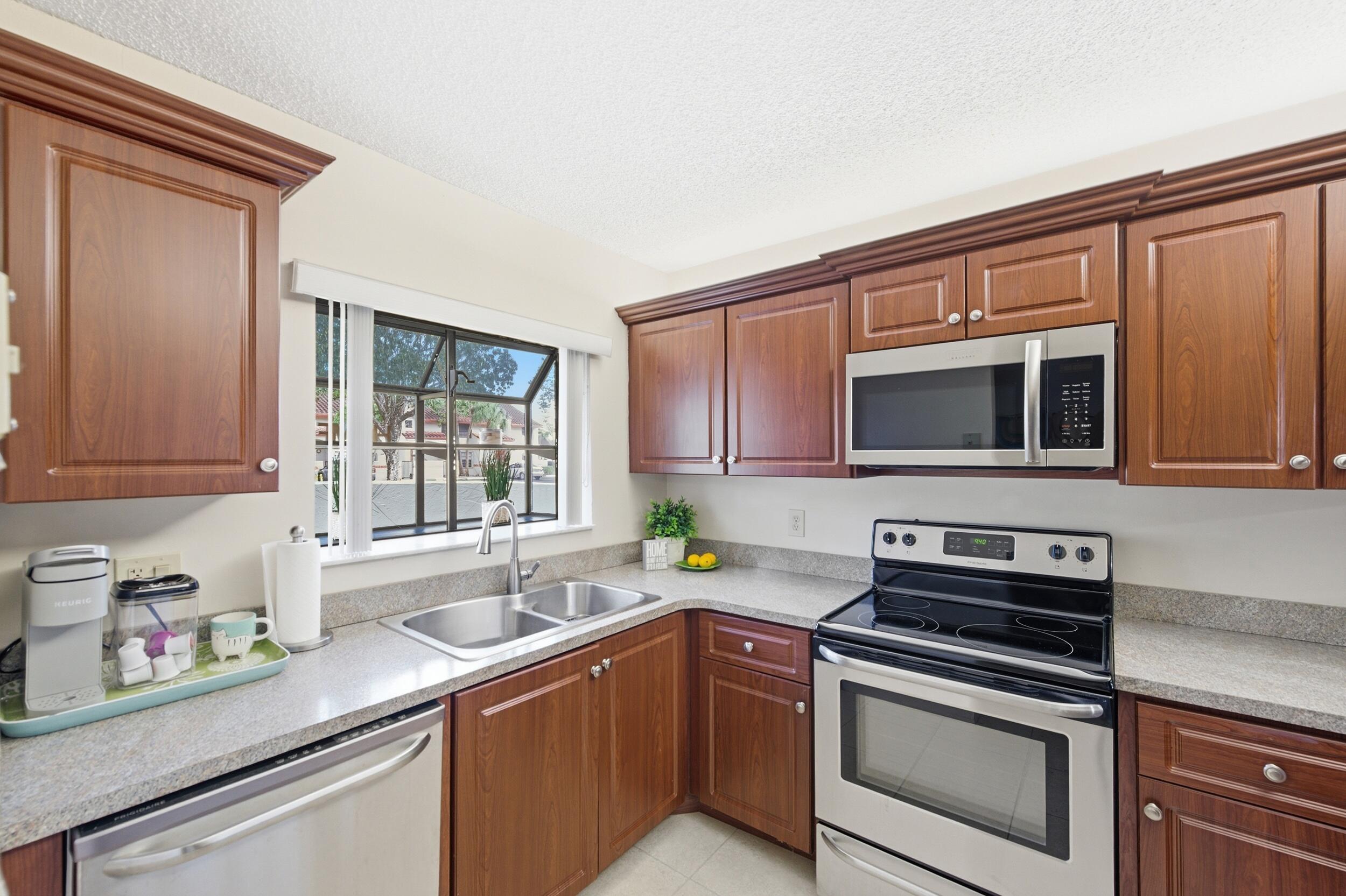 1901 Congressional Way 1901