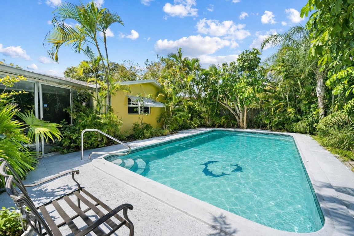 Coral Ridge Isles 45-47 B - Residential Income