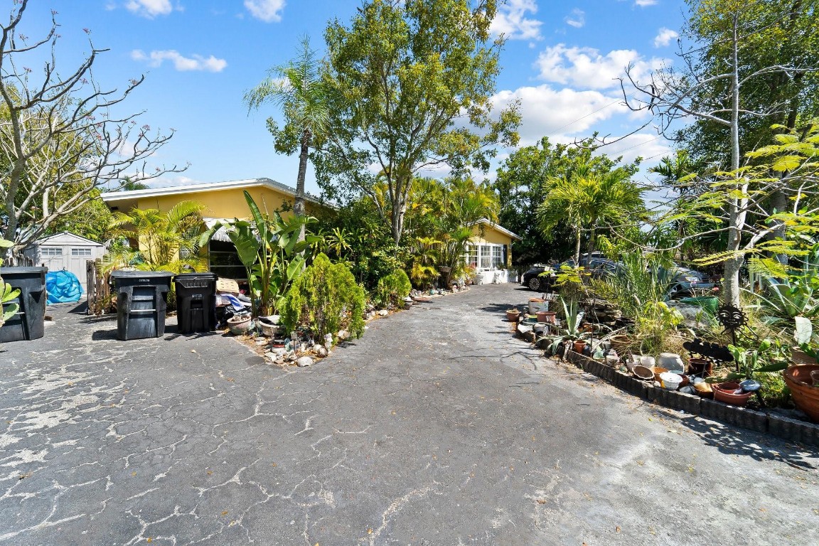 Coral Ridge Isles 45-47 B - Residential Income