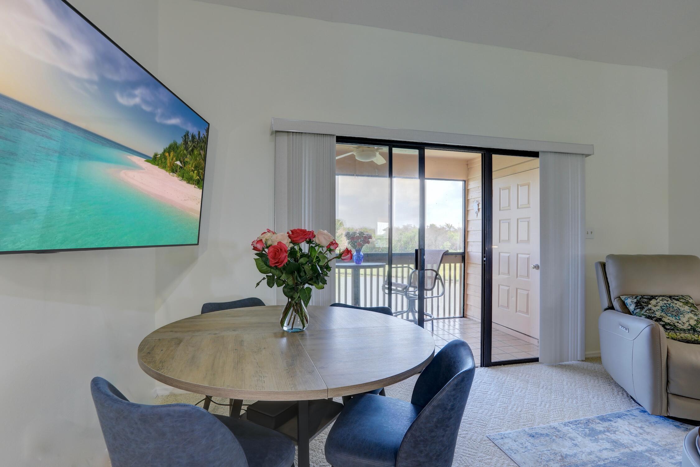 PELICAN POINTE OF SEBASTIAN V - Residential