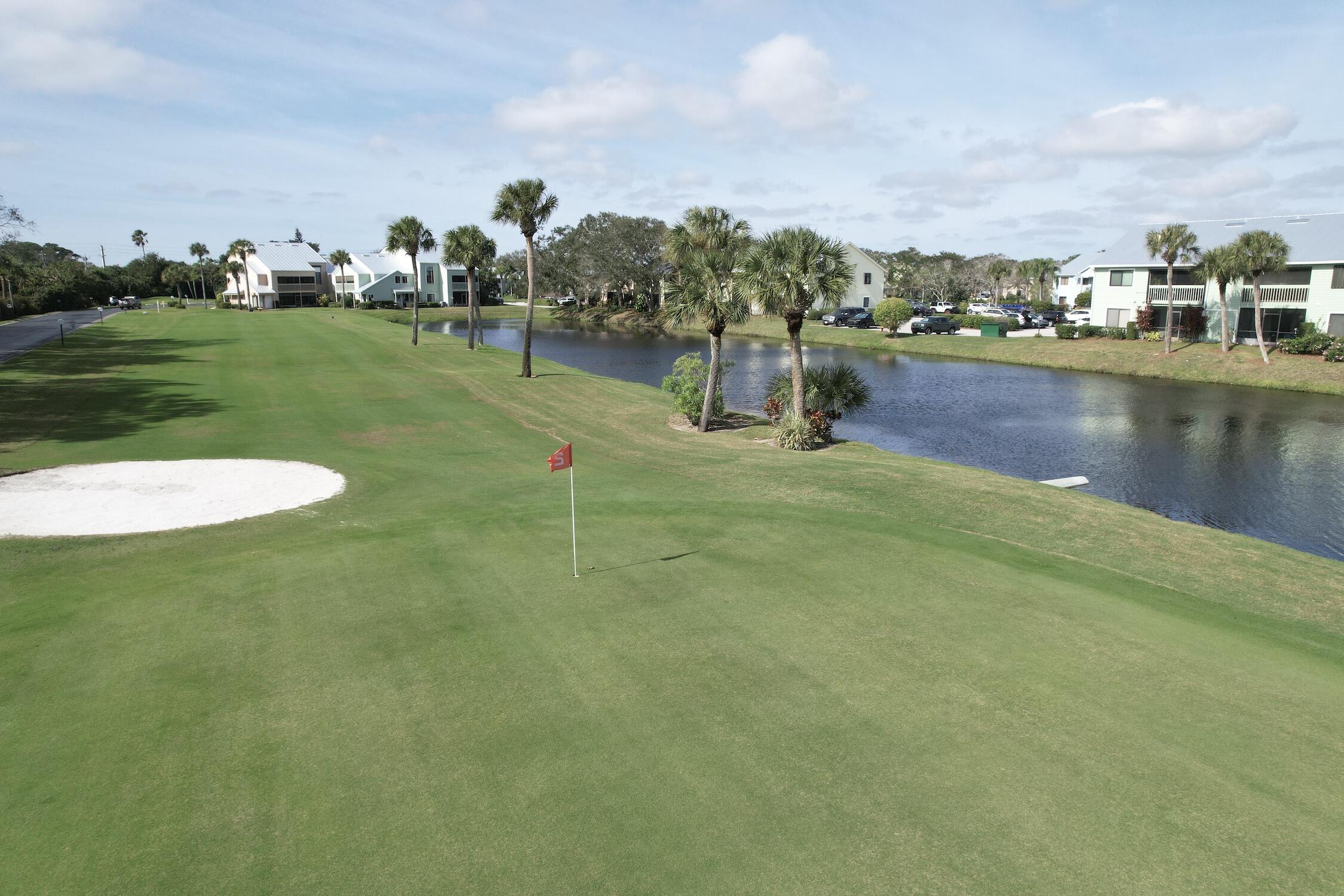 PELICAN POINTE OF SEBASTIAN V - Residential