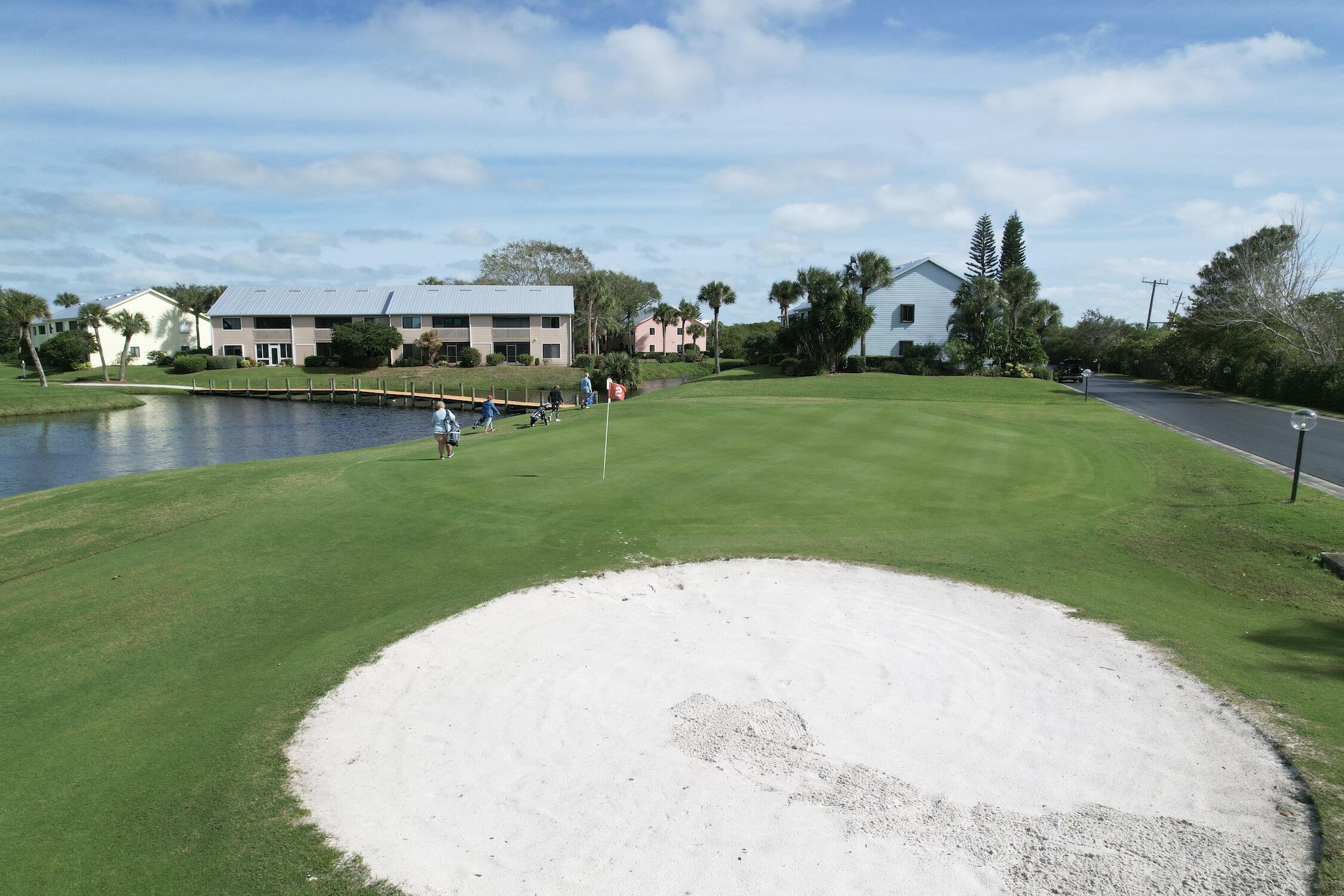 PELICAN POINTE OF SEBASTIAN V - Residential