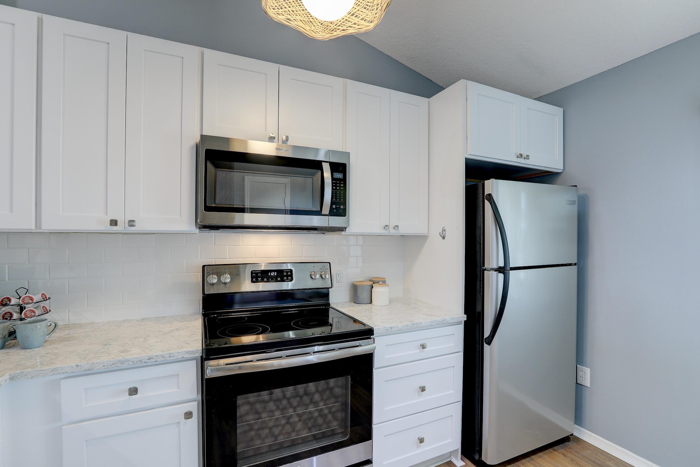 PELICAN POINTE OF SEBASTIAN V - Residential