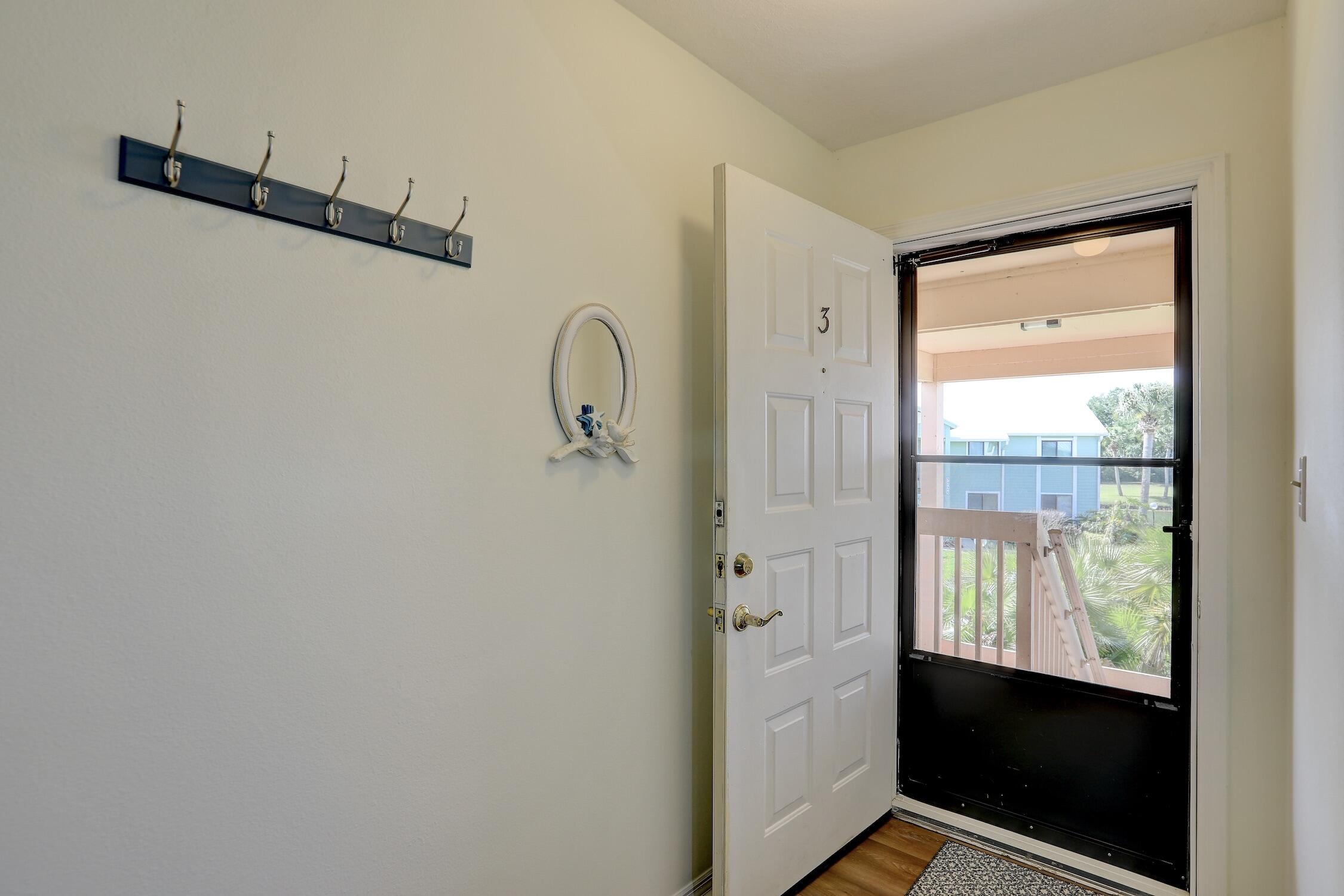 PELICAN POINTE OF SEBASTIAN V - Residential