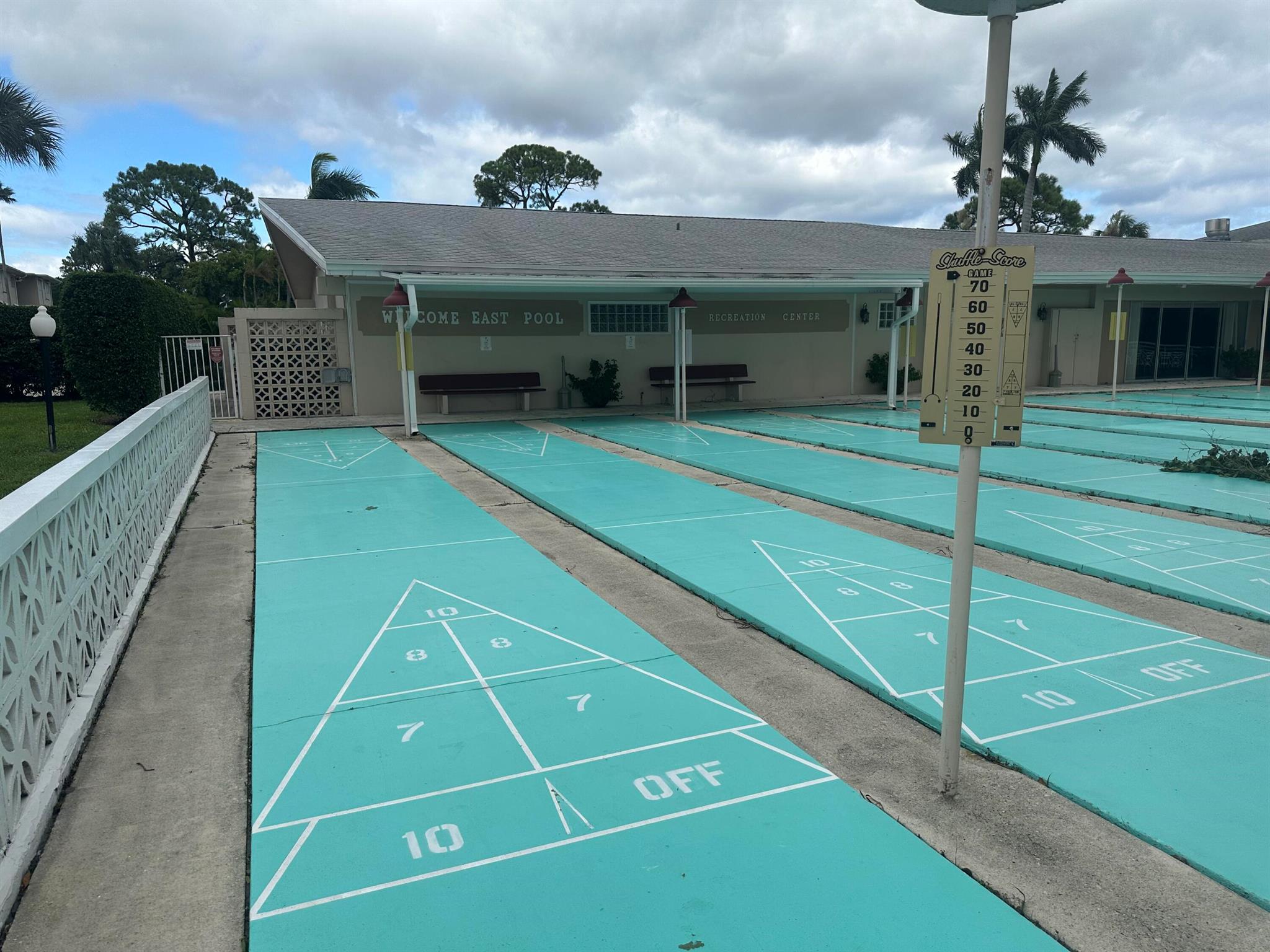 Lake Clarke Gardens  Cond - Residential
