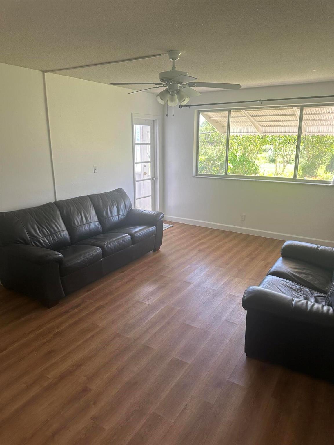 Lake Clarke Gardens  Cond - Residential