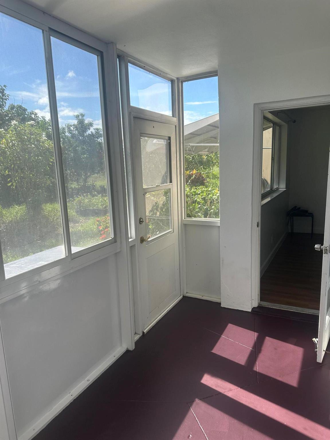 Lake Clarke Gardens  Cond - Residential