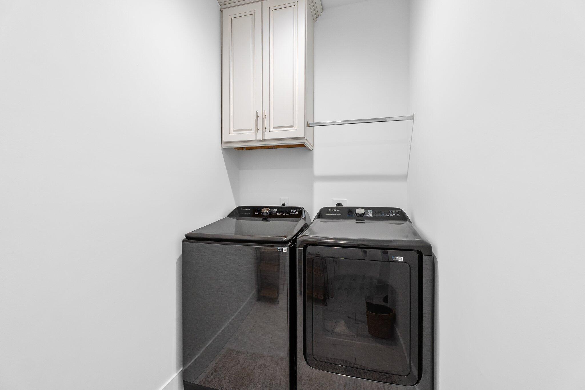 ABYSSINIA PARK - Residential Lease