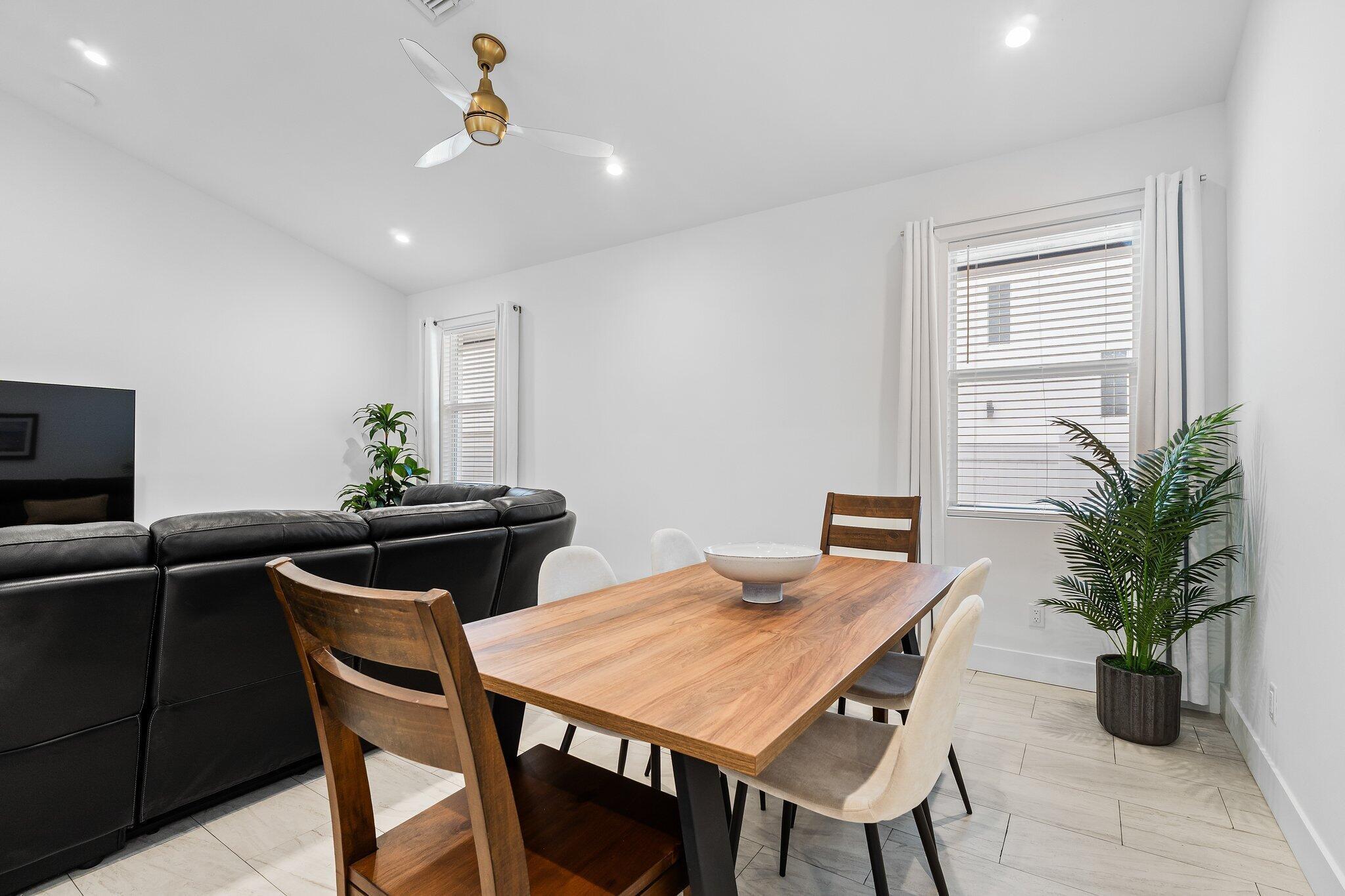 ABYSSINIA PARK - Residential Lease