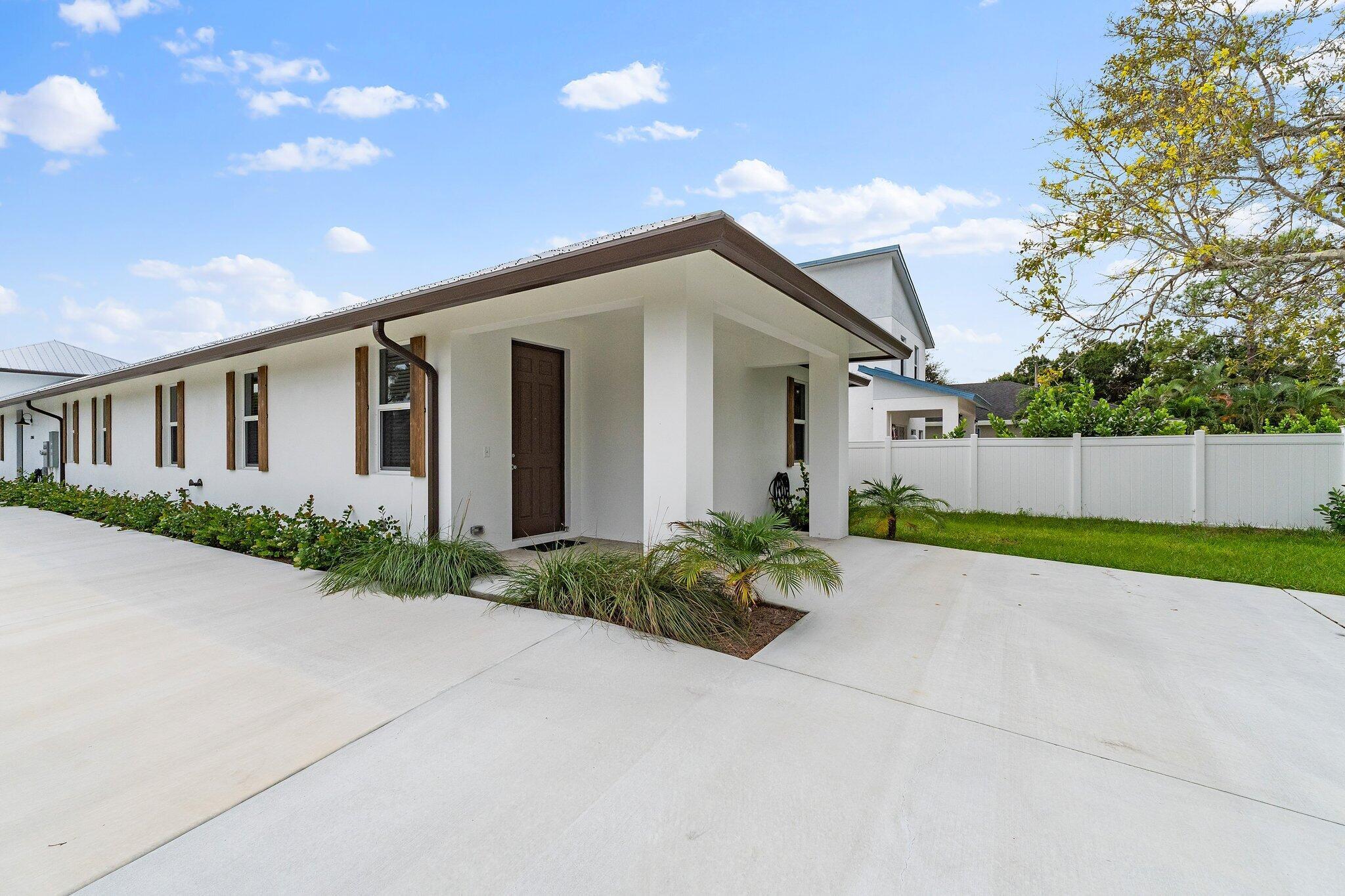 ABYSSINIA PARK - Residential Lease