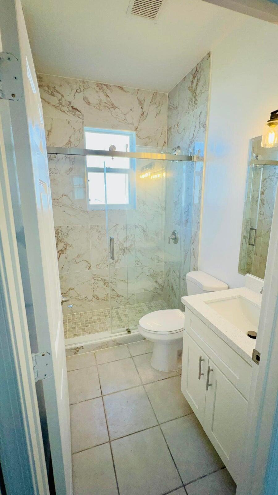 OLIVE TREE PAR 6B - Residential Lease