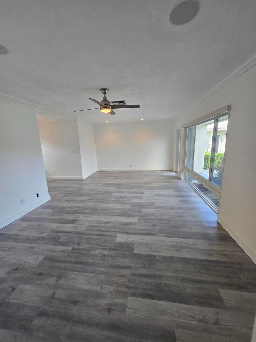 Photo of 2849 NE 30th Street, Fort Lauderdale, FL 33306 (MLS # B26032167)