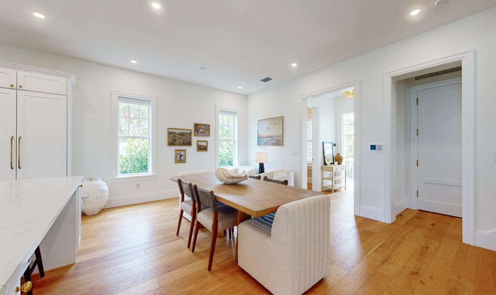 Photo of 713 Lake Avenue N, Delray Beach, FL 33483 (MLS # R10989930)