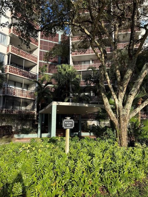 4222 Inverrary Boulevard 4609 Lauderhill FL 33319