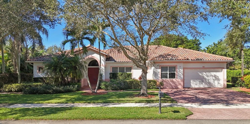 Photo of 4181 SW 141st Ave, Davie, FL 33330 (MLS # F10532283)