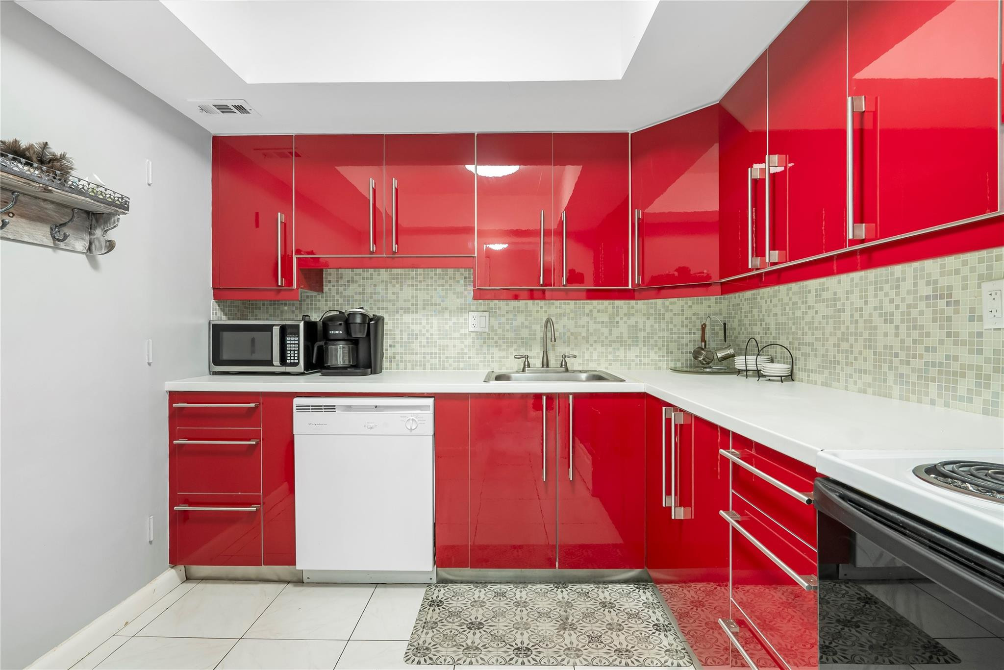 3180 S Ocean Drive 517