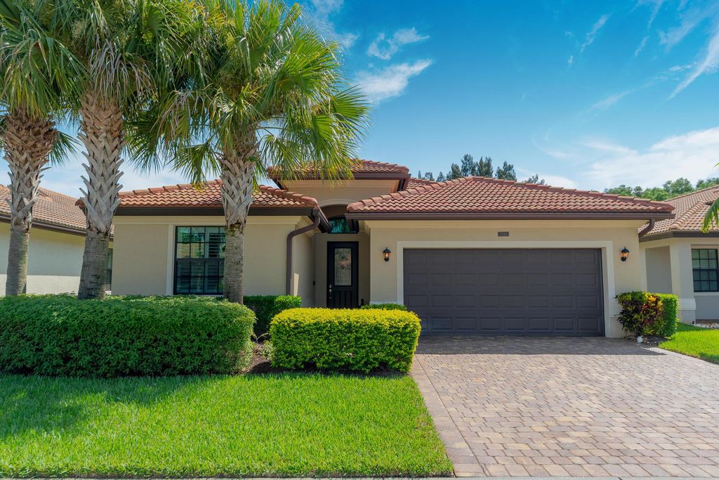 Photo of 5891 SE Entry Court, Stuart, FL 34997 (MLS # R10928284)