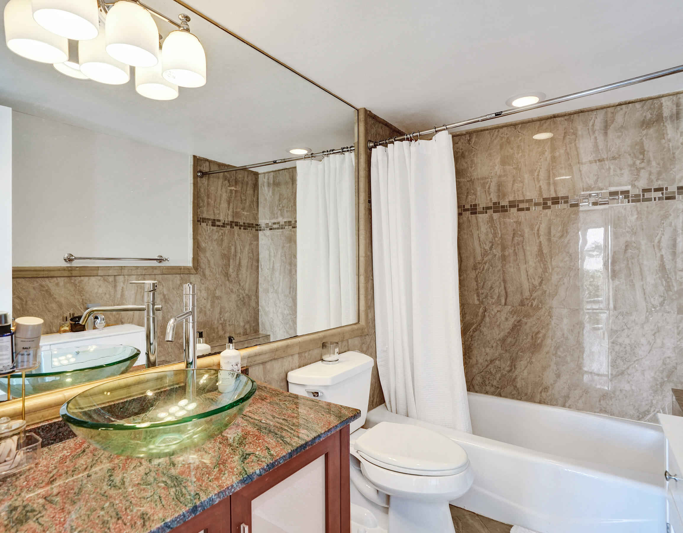 WATERFORD POINT CONDO - Residential