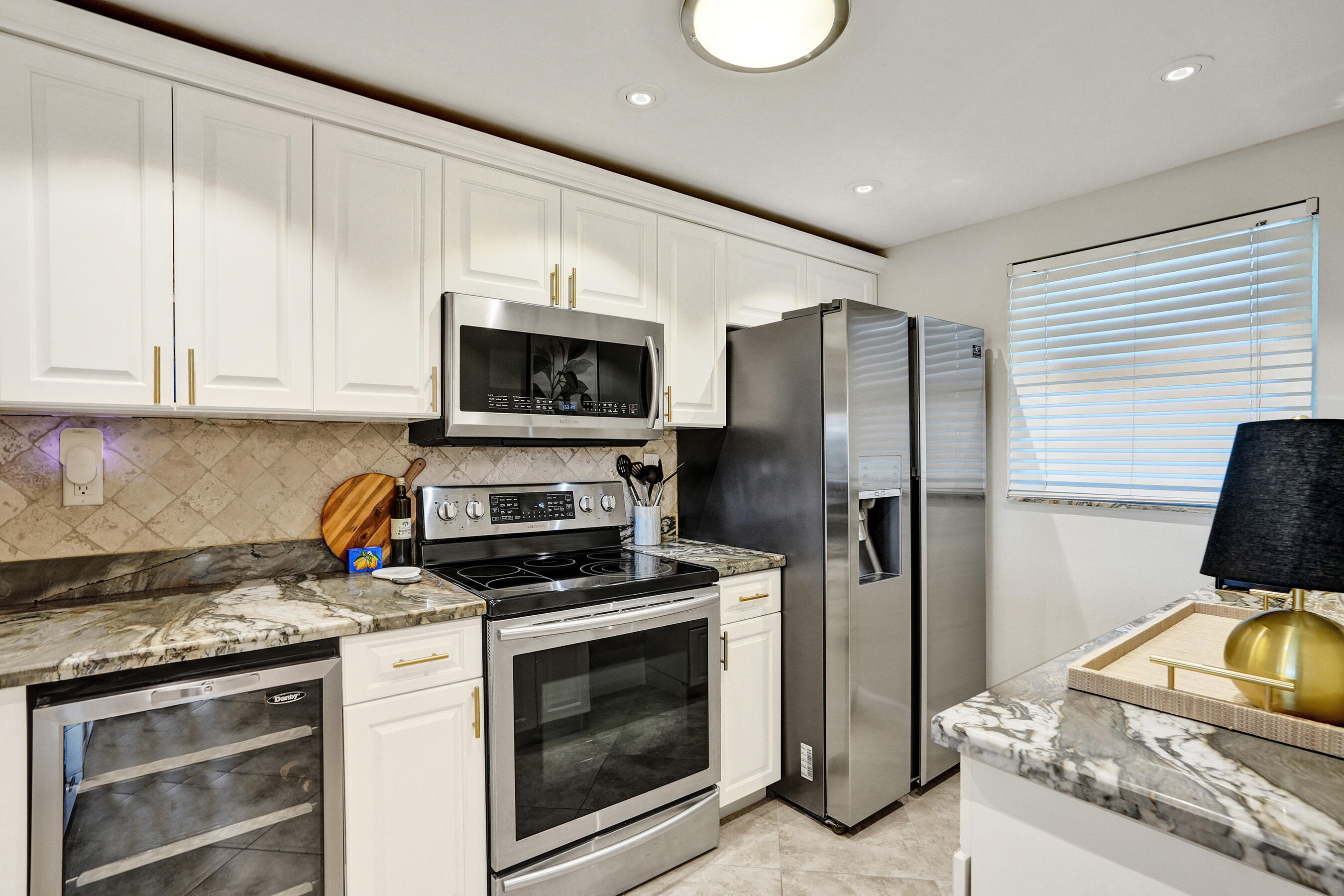 WATERFORD POINT CONDO - Residential