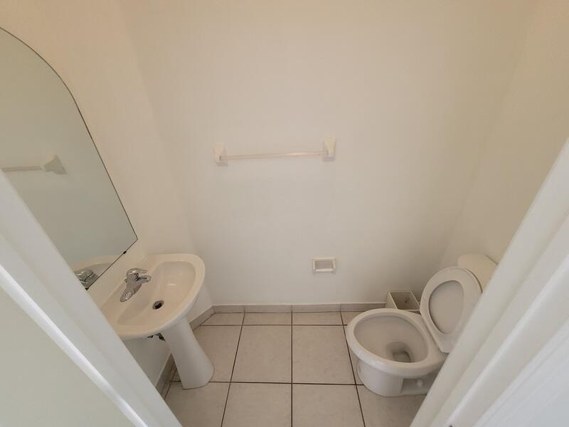 SEMINOLE PALMS - Residential Lease