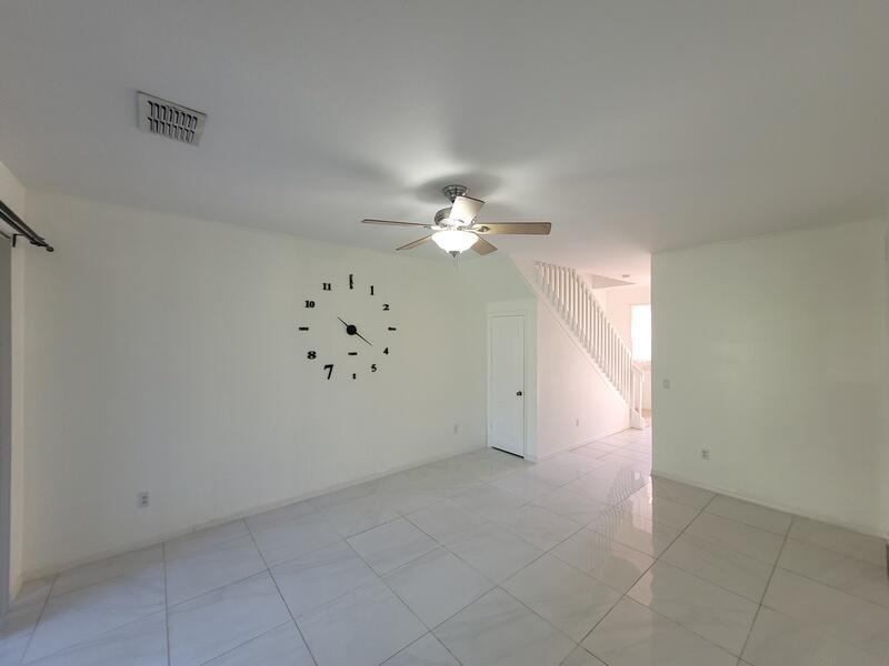 SEMINOLE PALMS - Residential Lease