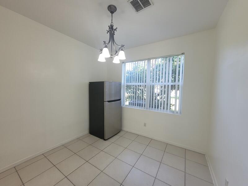 SEMINOLE PALMS - Residential Lease