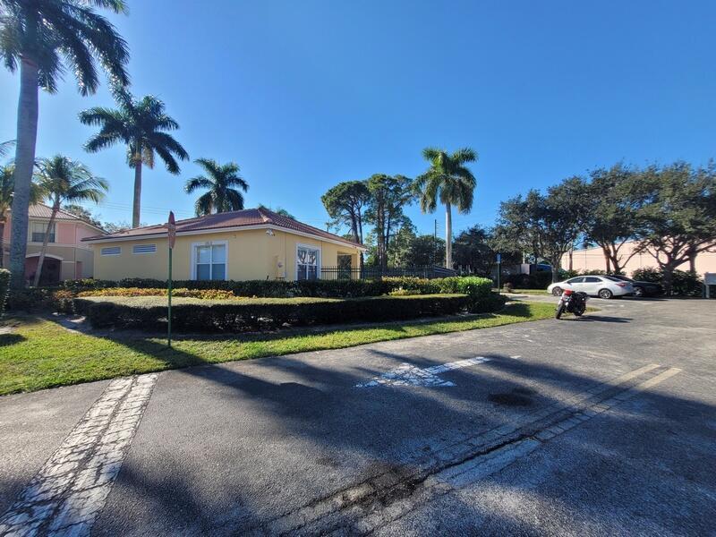 SEMINOLE PALMS - Residential Lease