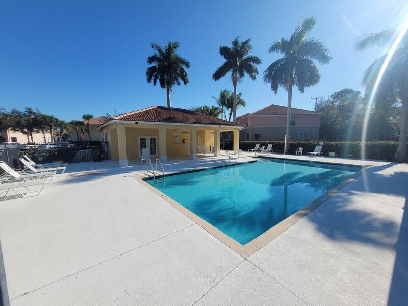 SEMINOLE PALMS - Residential Lease