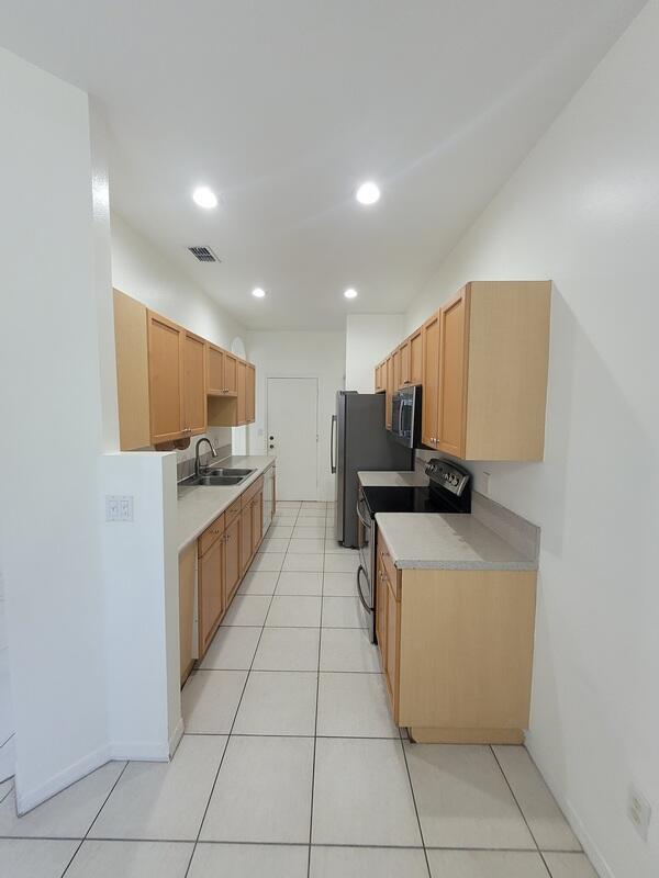 SEMINOLE PALMS - Residential Lease