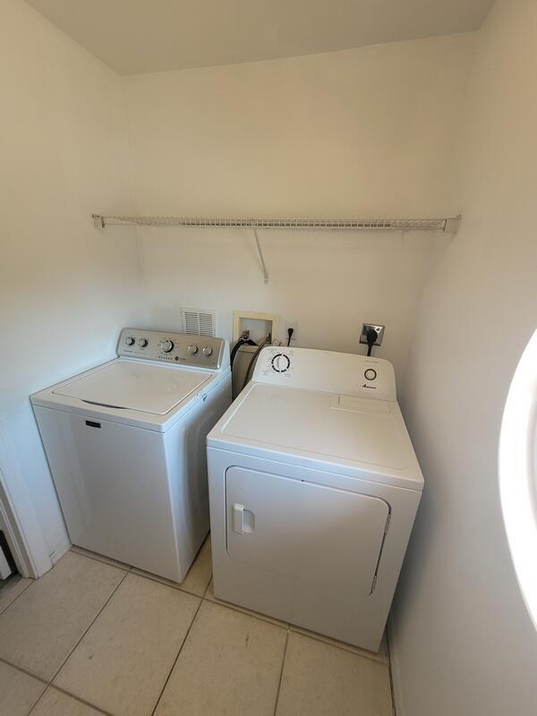 SEMINOLE PALMS - Residential Lease