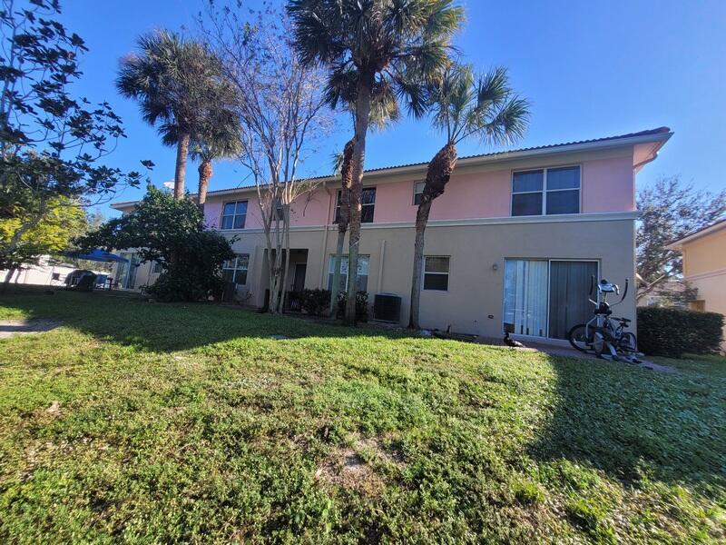 SEMINOLE PALMS - Residential Lease
