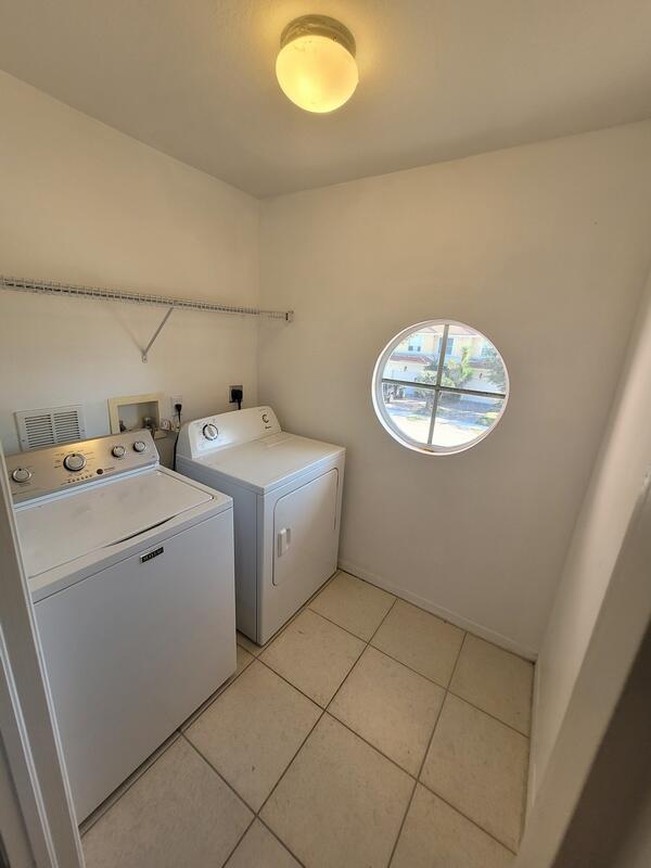 SEMINOLE PALMS - Residential Lease