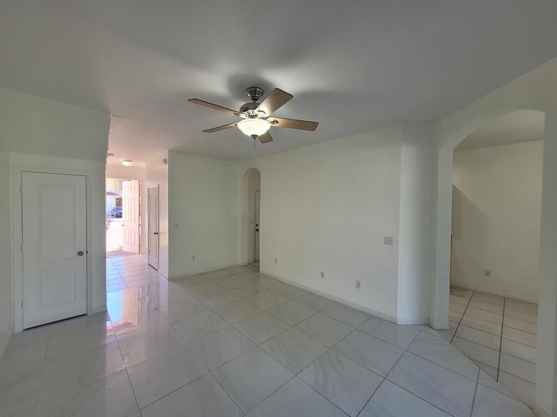 SEMINOLE PALMS - Residential Lease