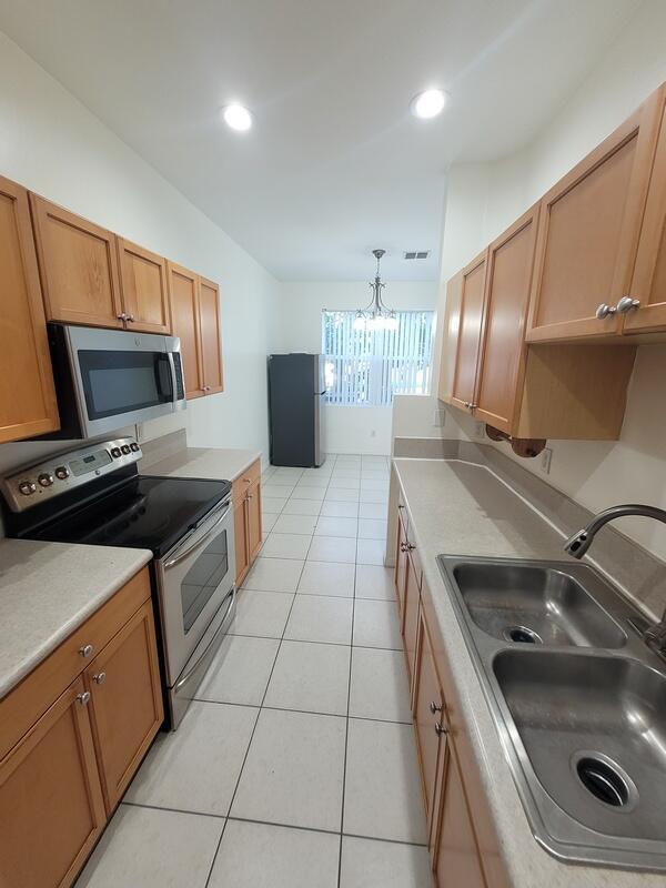 SEMINOLE PALMS - Residential Lease