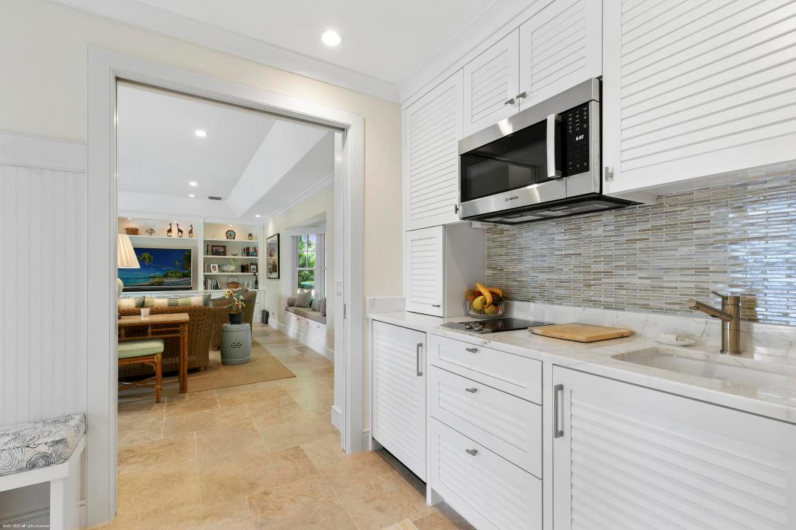 JUPITER ISLAND - Residential