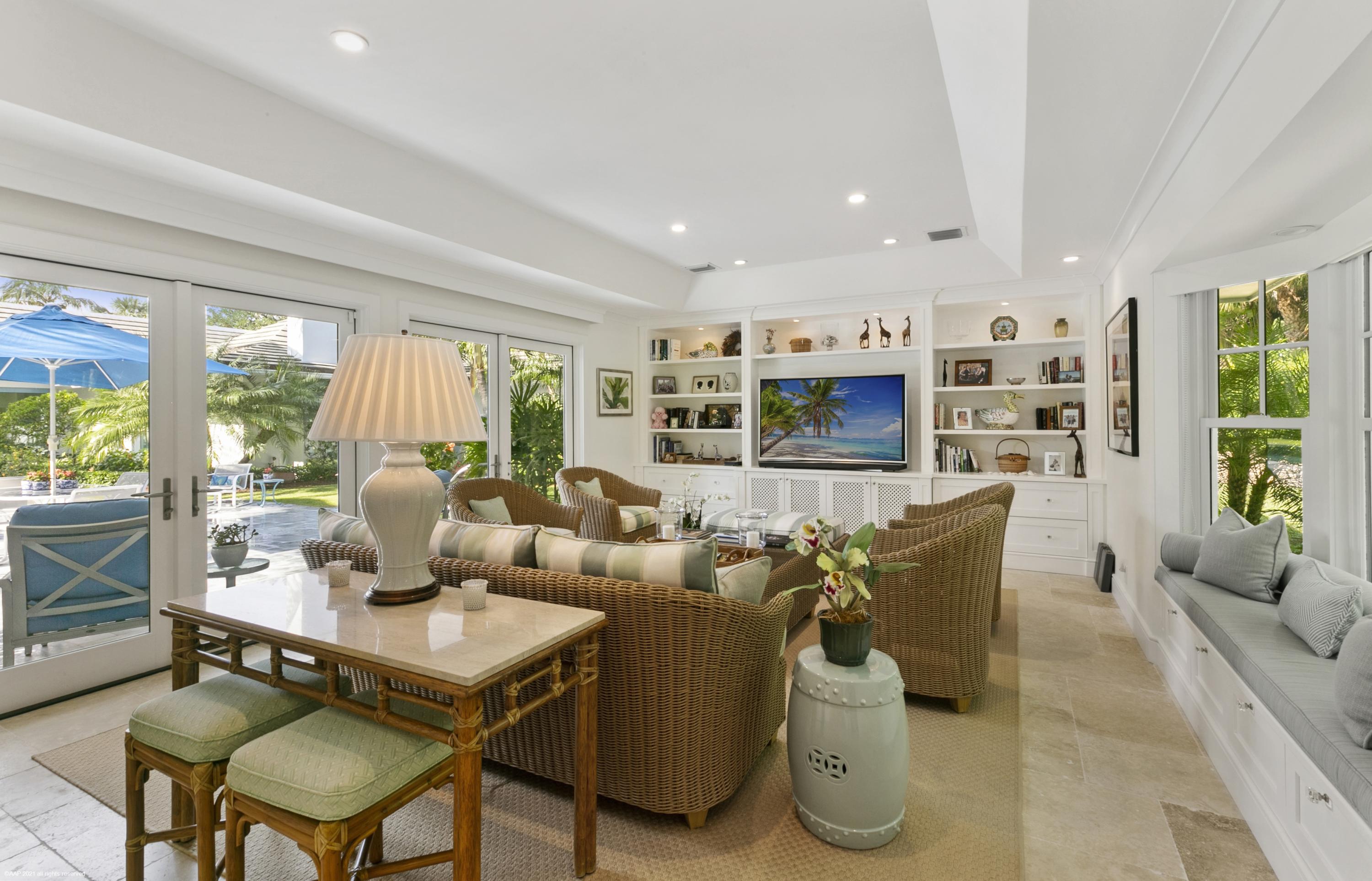 JUPITER ISLAND - Residential