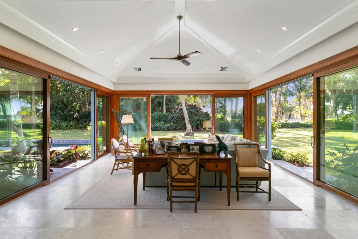 JUPITER ISLAND - Residential