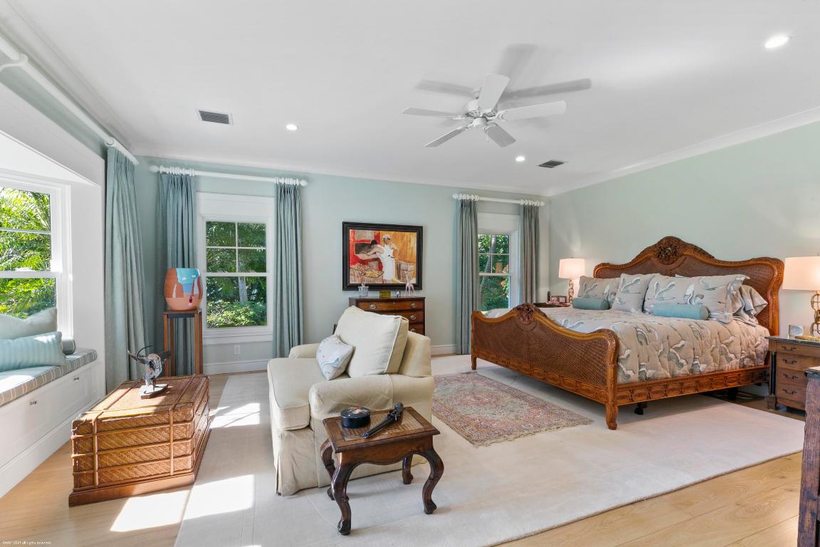 JUPITER ISLAND - Residential