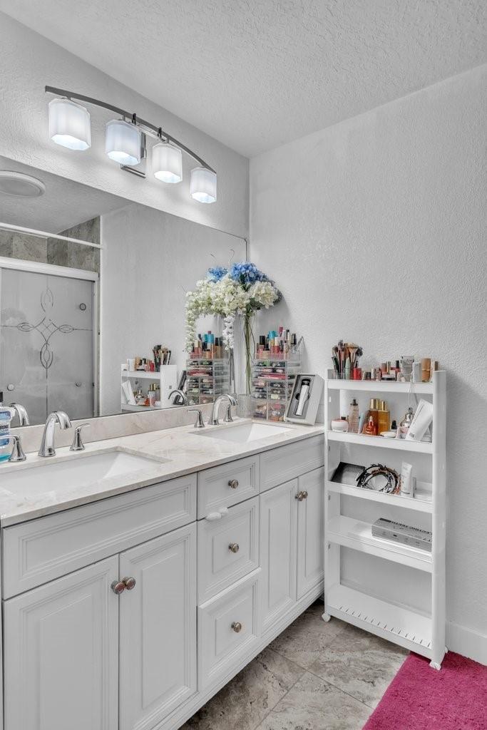 Basswood Un 04 - Residential