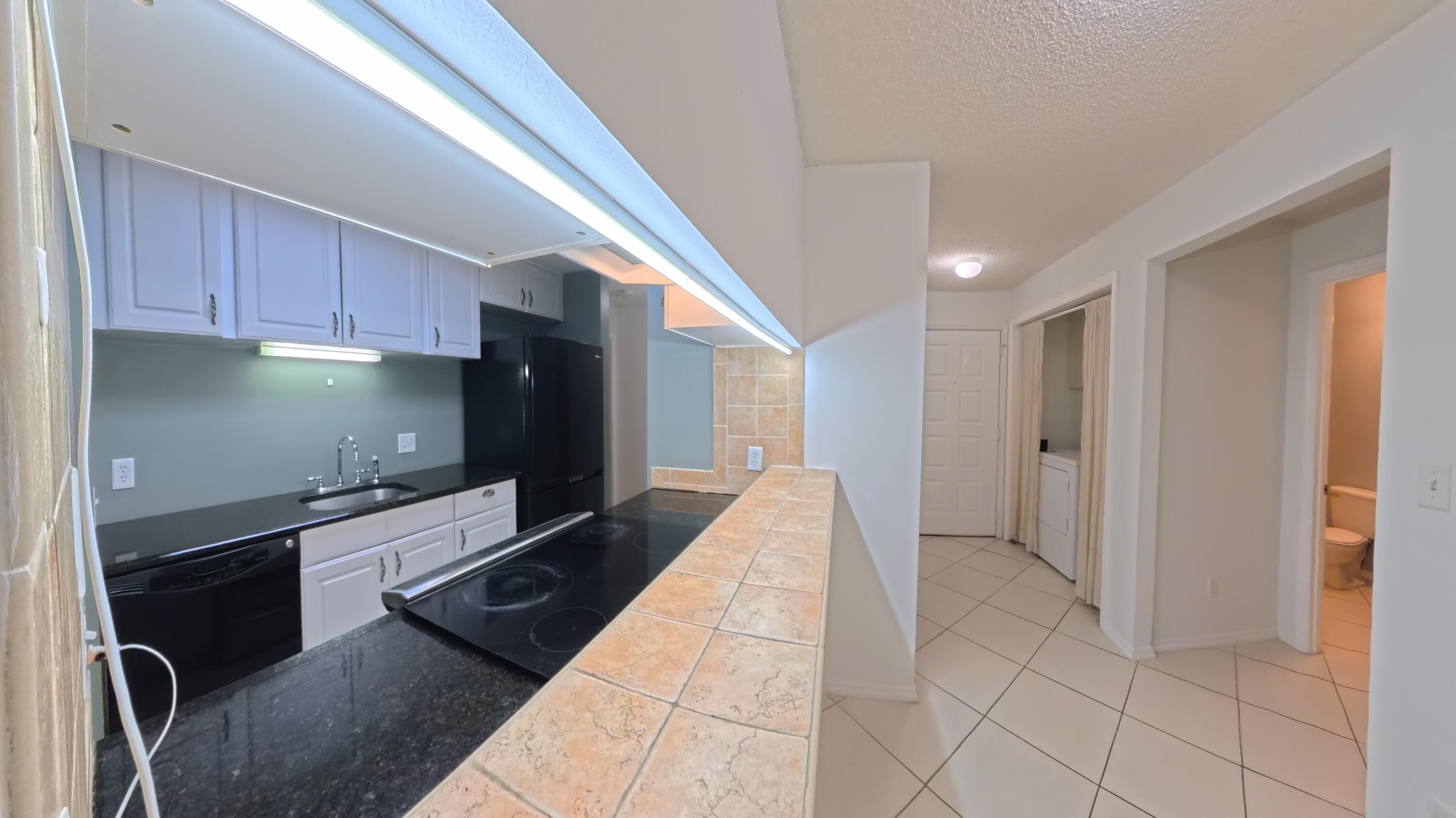 BOYNTON LANDINGS CONDO - Residential Lease