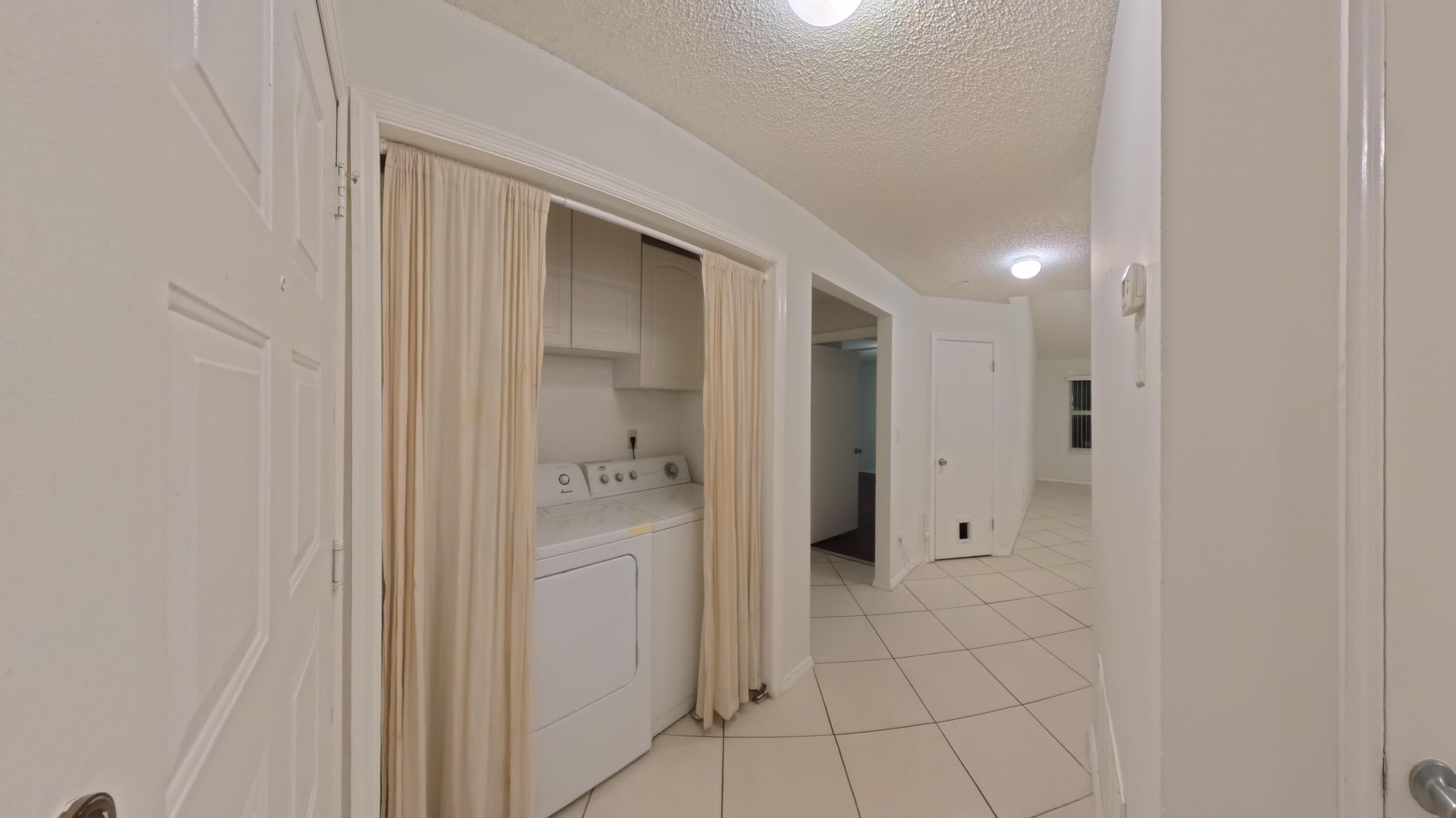 BOYNTON LANDINGS CONDO - Residential Lease